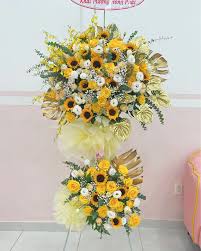 Kệ Hoa chúc mừng Great Achievement